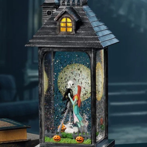 Nightmare Before Christmas Glittering Lantern for Halloween and Christmas - Picture 3 of 4